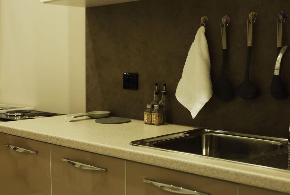 Апартаменты Grandpa House App.1 Тирана Экстерьер фото